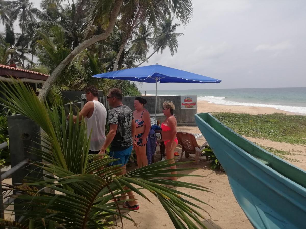 Rainbow Beach Resort Ambalangoda  Esterno foto